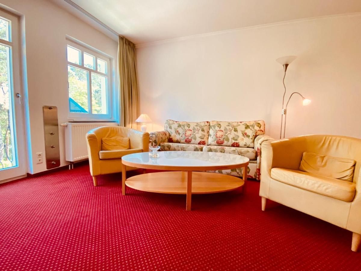 Haus Kastell - Suite Strandglueck Херингсдорф Екстериор снимка